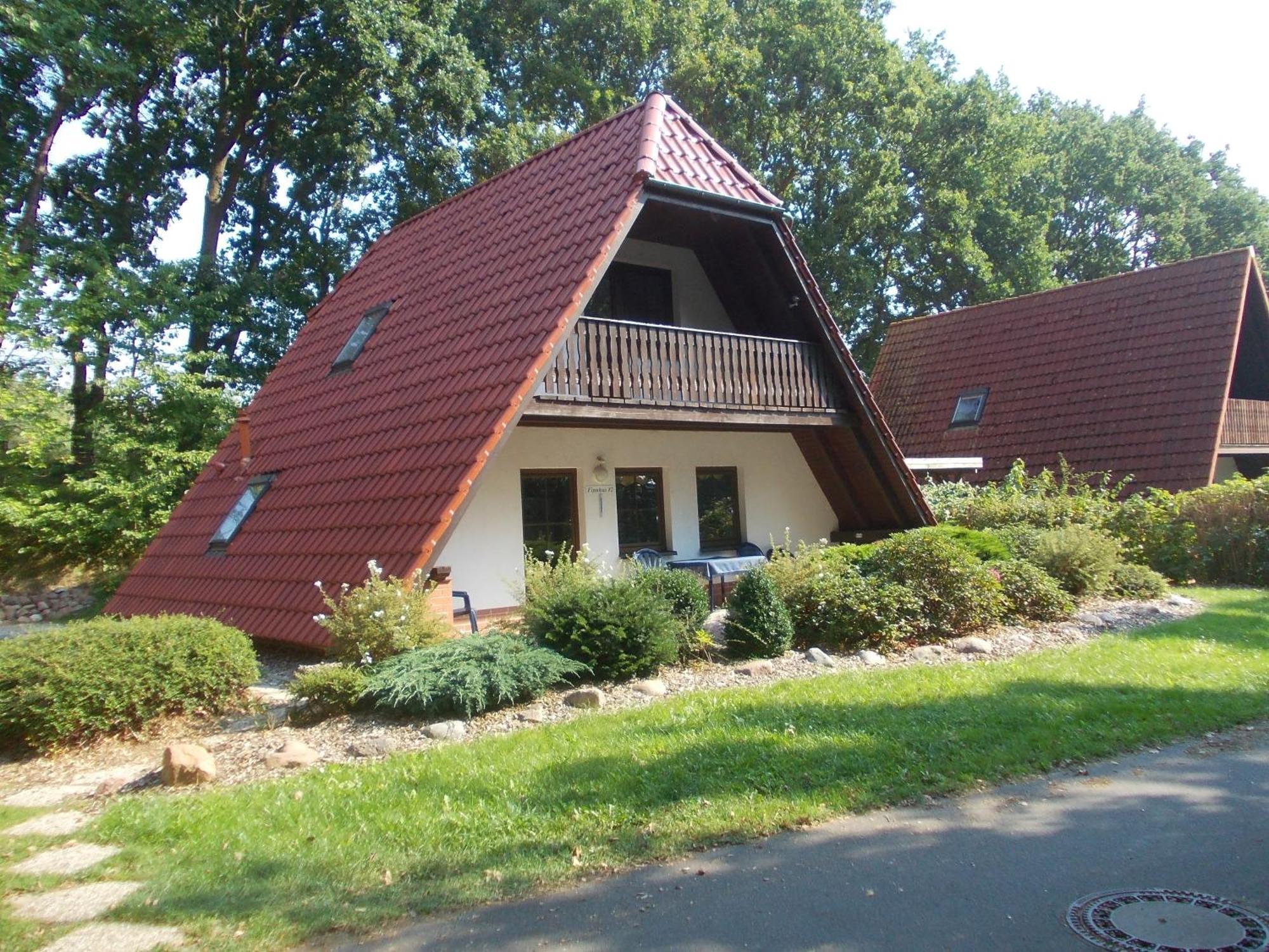Finnhaeuser Am Vogelpark - Haus Luise Marlow Luaran gambar